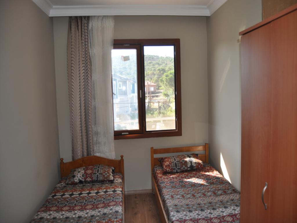 Ayvalik Camlik Villalari Habitación foto